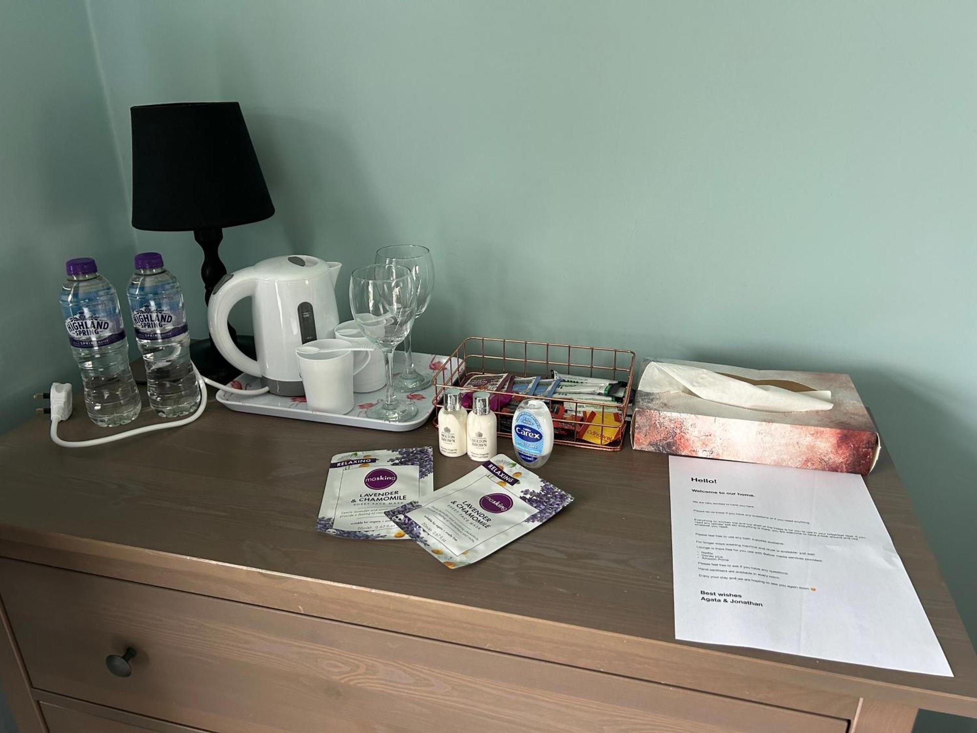 Séjour chez l'habitant Quiet Double Bedroom With Garden View, Breakfast