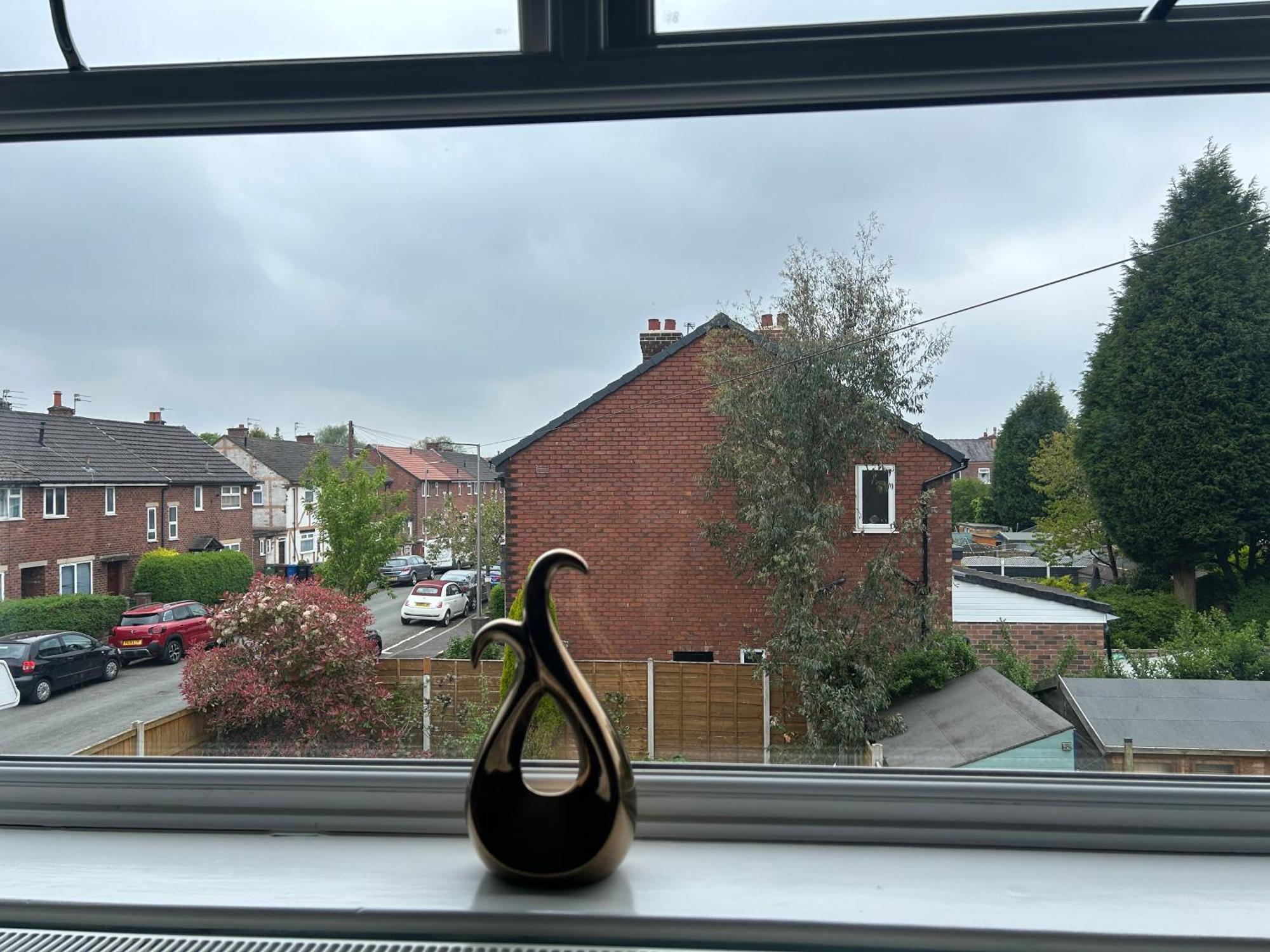 Quiet Double Bedroom With Garden View, Breakfast *